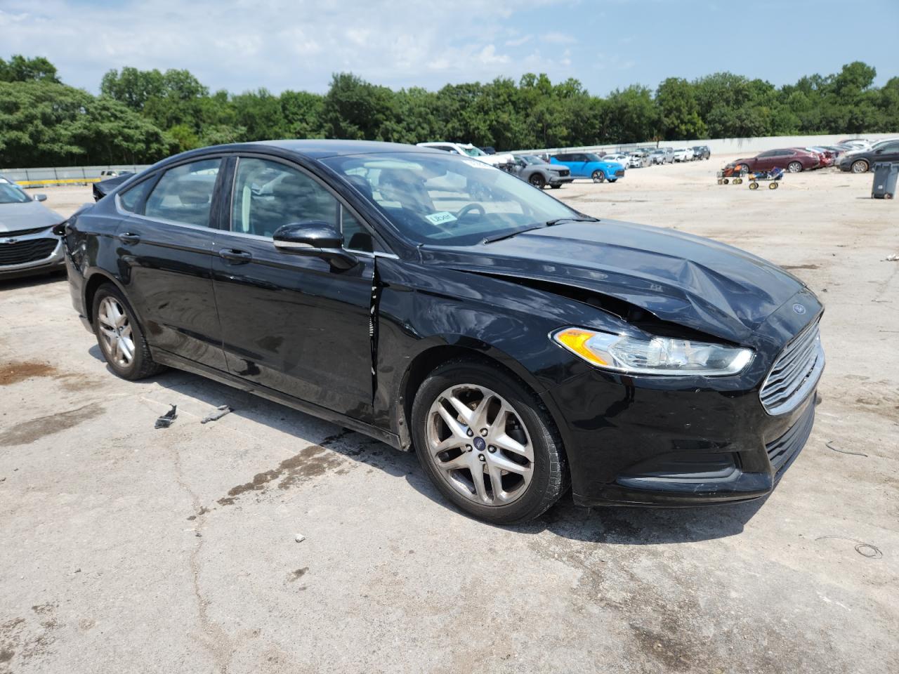 FORD FUSION SE