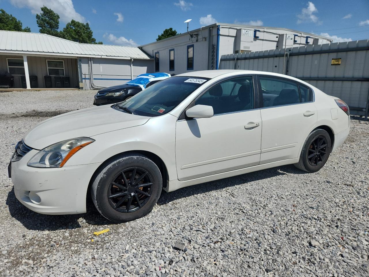 NISSAN ALTIMA BASE