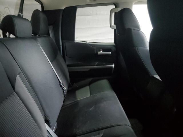 2017 TOYOTA TUNDRA DOU 5TFUM5F14HX071112