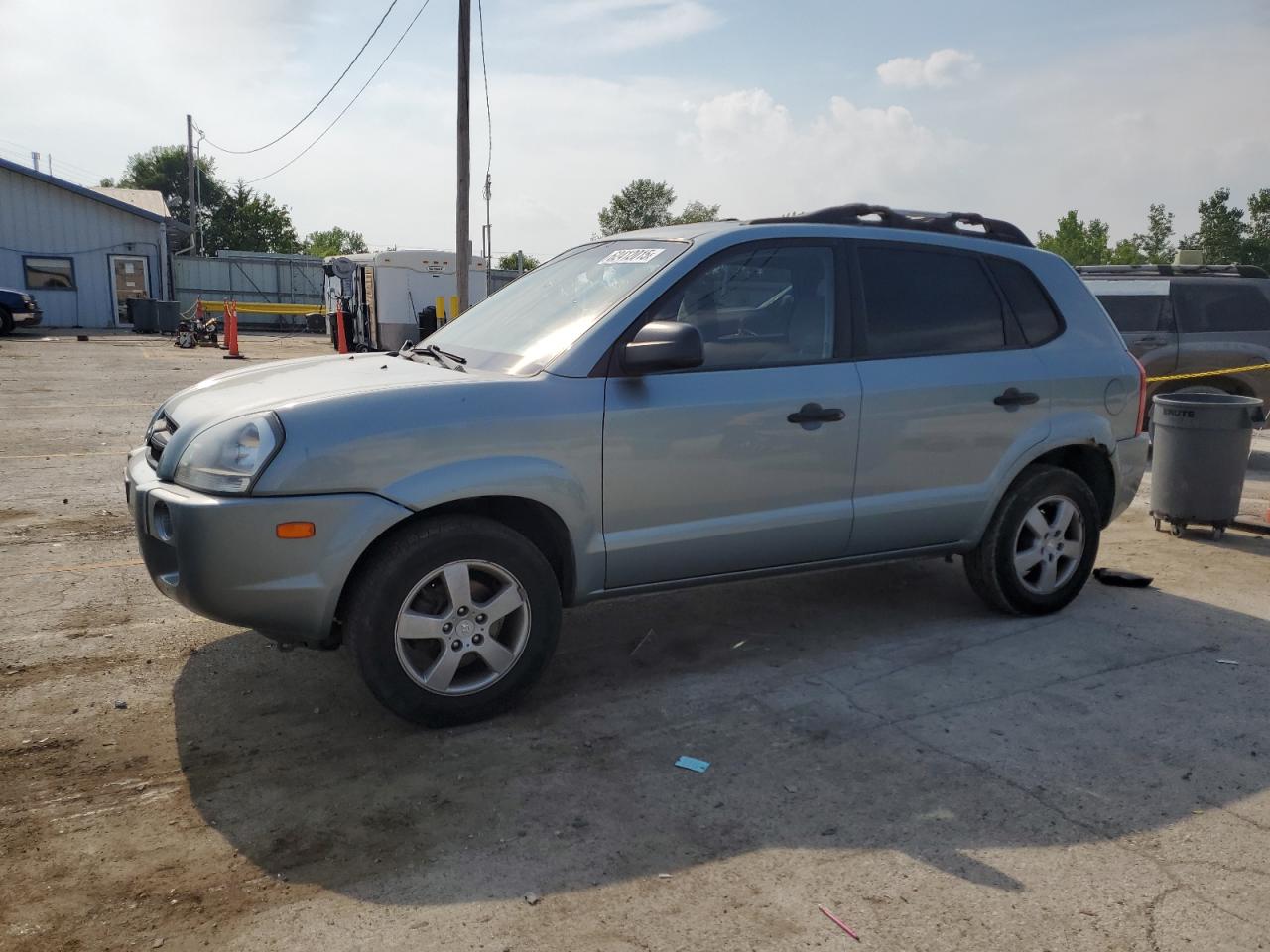  Salvage Hyundai TUCSON