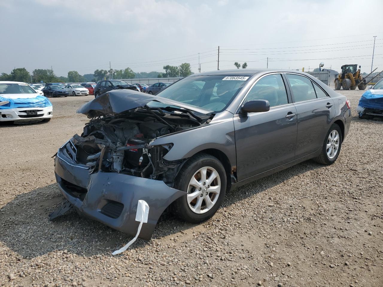 TOYOTA CAMRY BASE