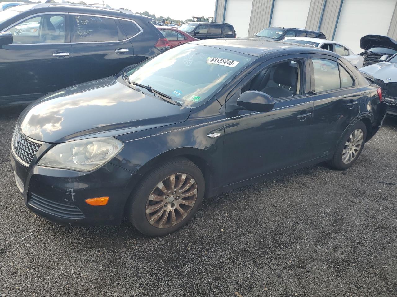 SUZUKI KIZASHI SE