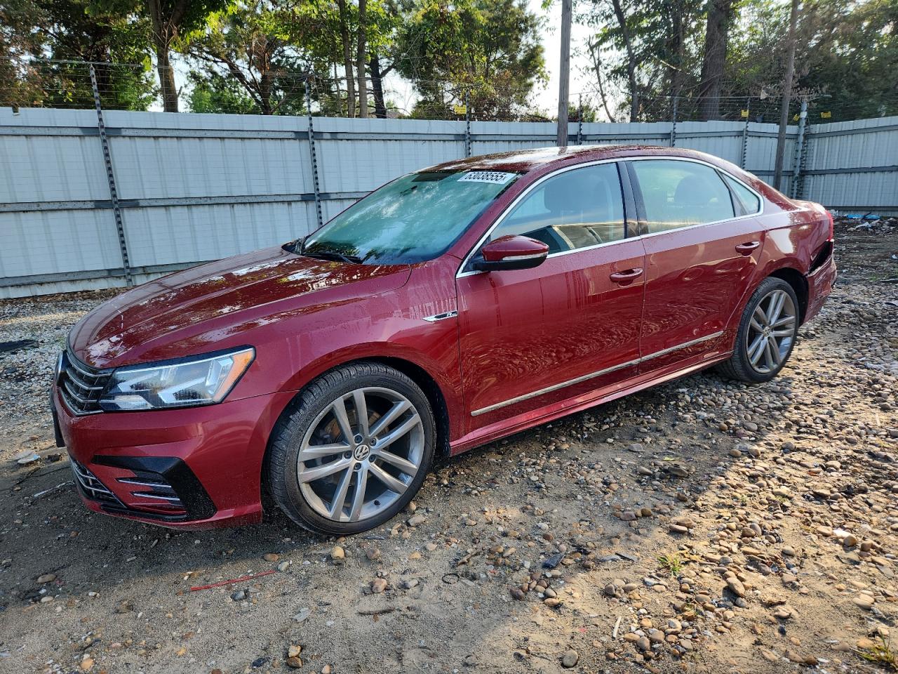 VOLKSWAGEN PASSAT R-LINE