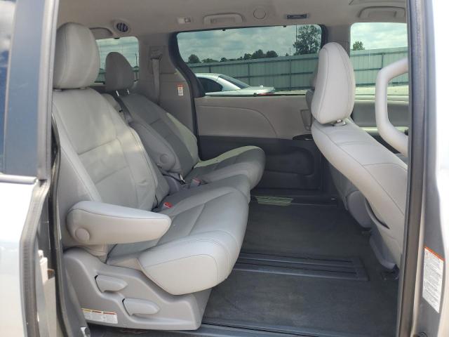 2017 TOYOTA SIENNA XLE 5TDYZ3DC2HS815159