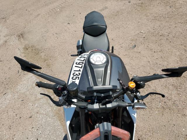 2018 KTM 1290 SUPER VBKV39408JM986656