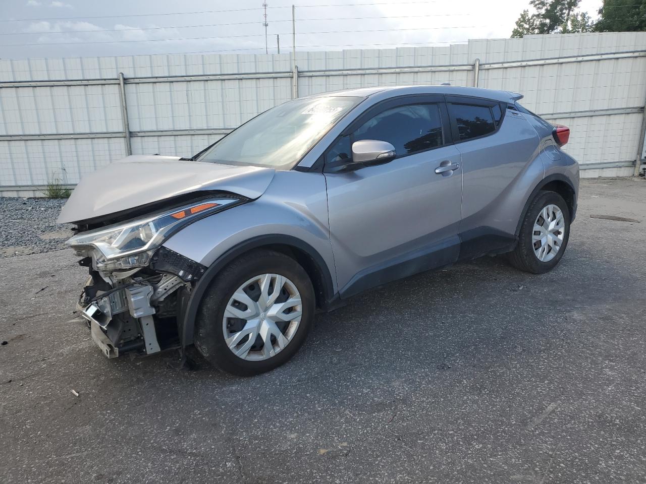 TOYOTA C-HR XLE