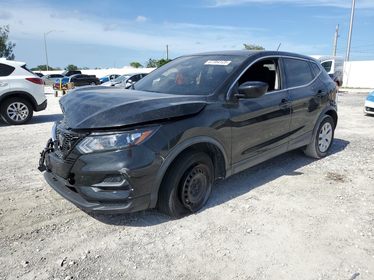 NISSAN ROGUE SPORT S