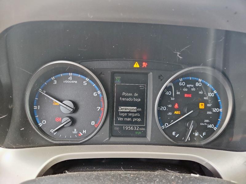 2018 TOYOTA RAV4 ADVEN JTMWFREVXJJ731645