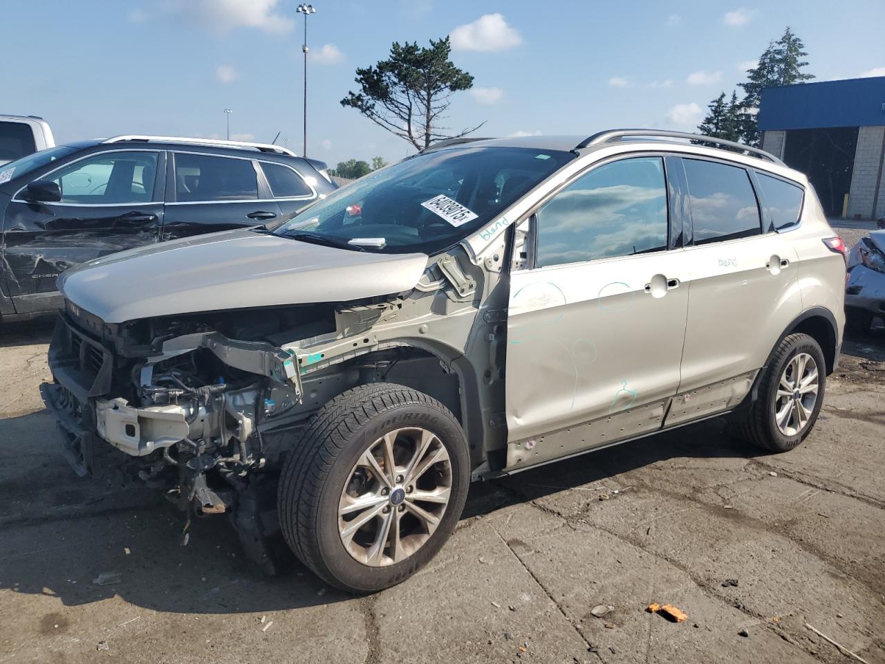 FORD ESCAPE SE