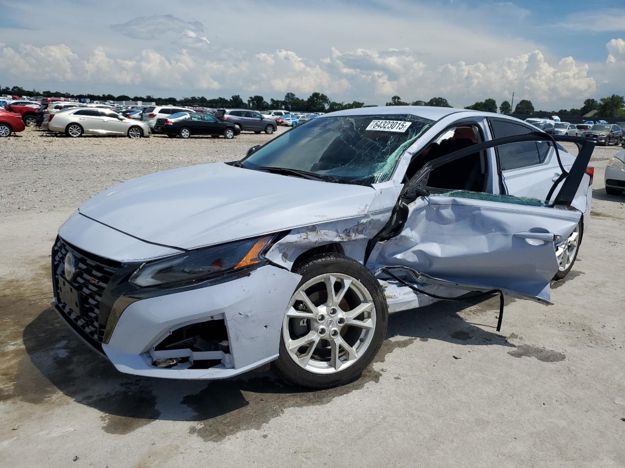 Lot #3259690428 2023 NISSAN ALTIMA SR