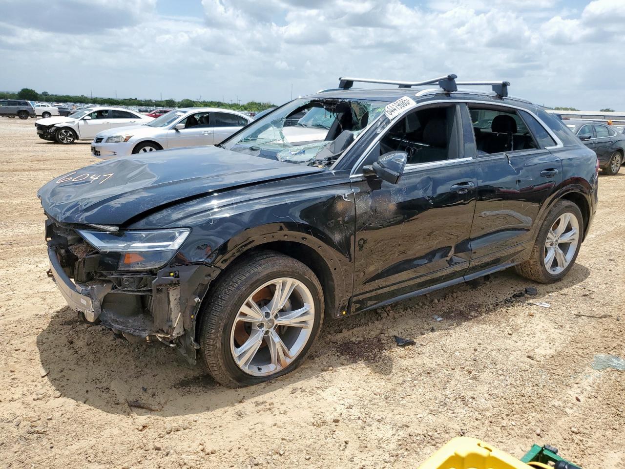 AUDI Q8 PREMIUM