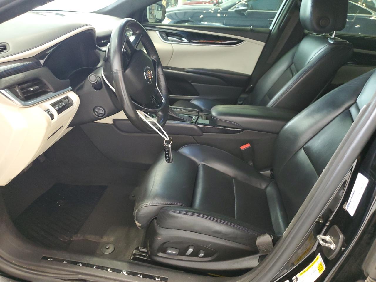 CADILLAC XTS PLATINUM