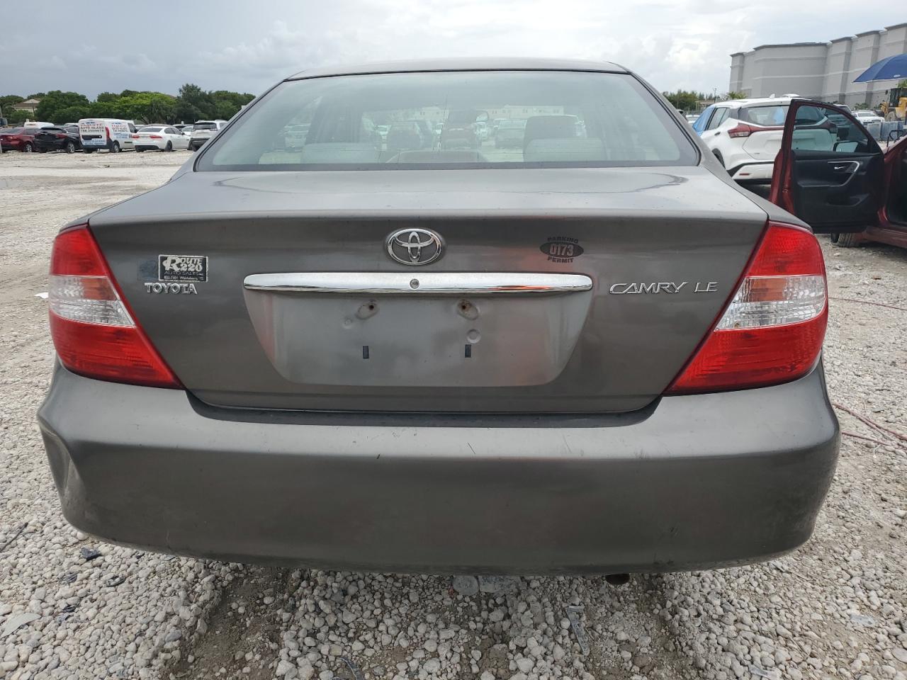 Toyota Camry le 2004