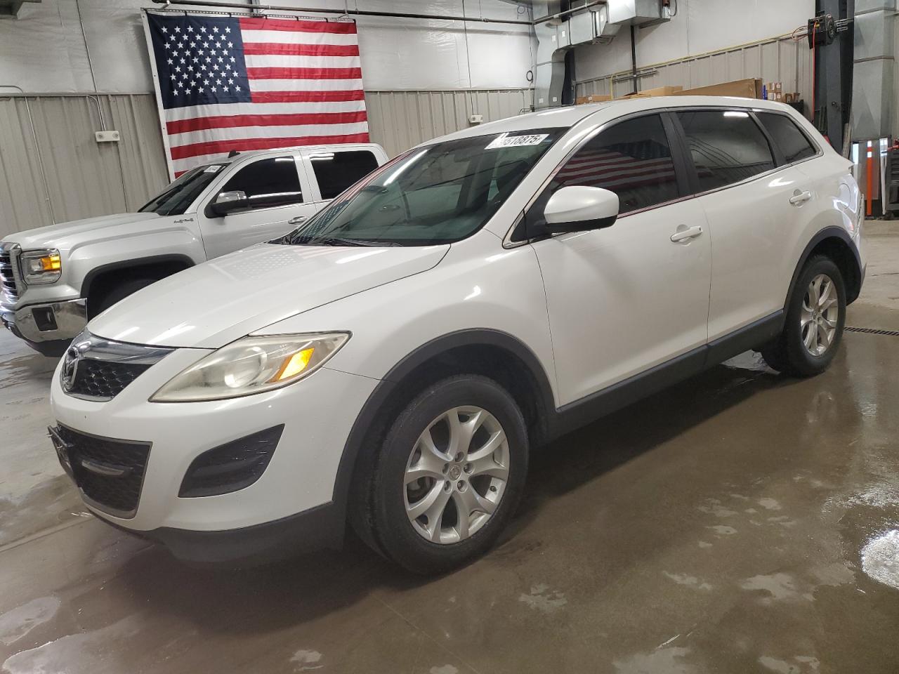 MAZDA CX-9