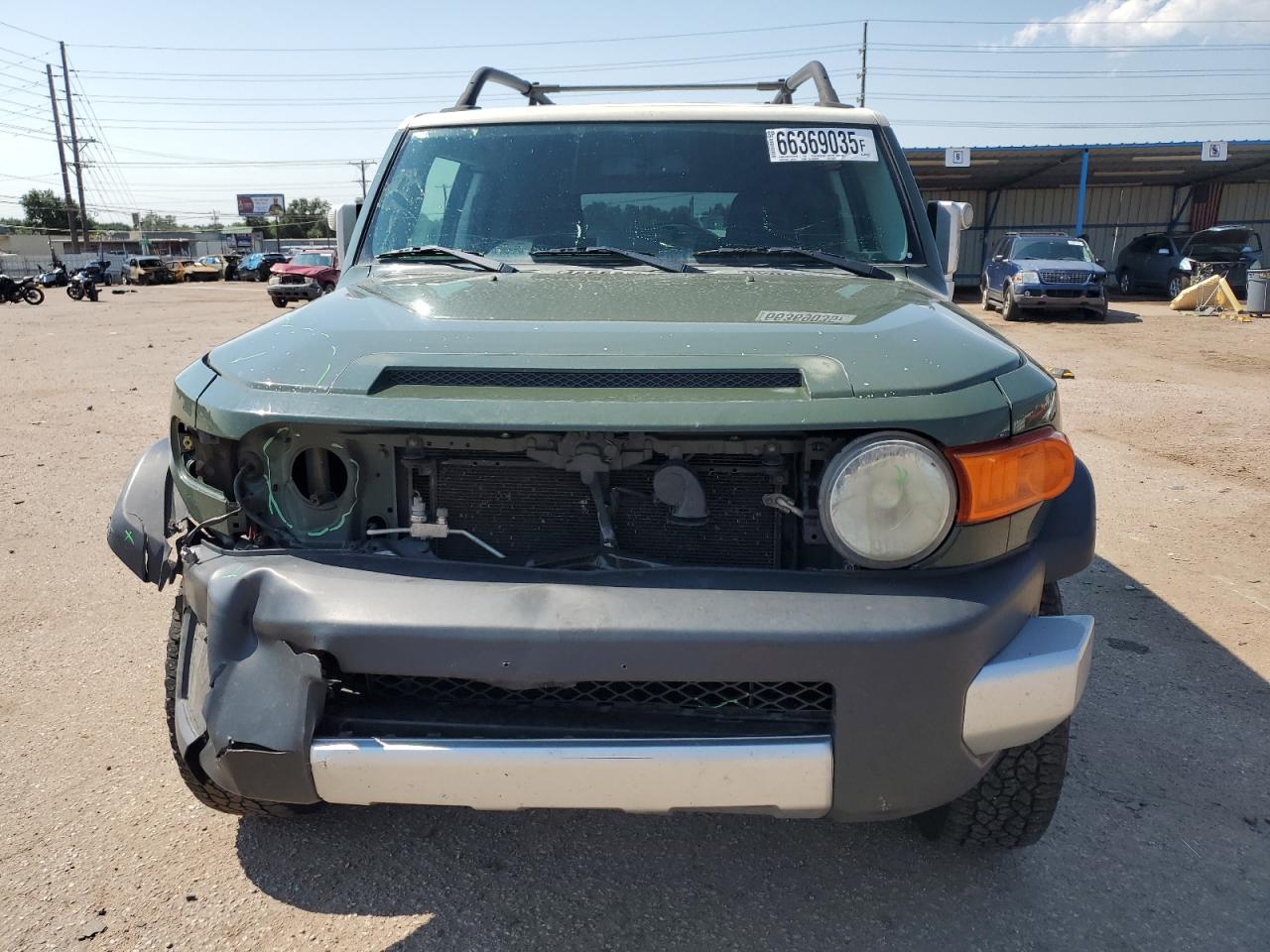 TOYOTA FJ CRUISER