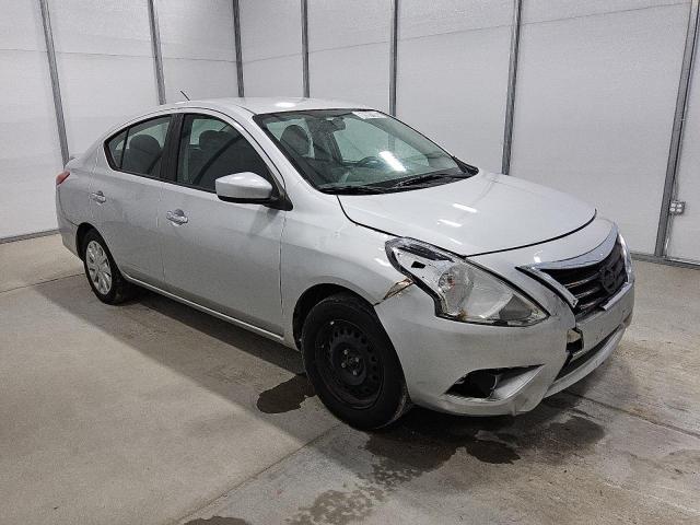 2019 NISSAN VERSA S 3N1CN7AP3KL821654