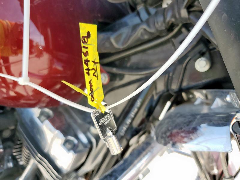 2010 HARLEY-DAVIDSON FLHTC - 1HD1FF41XAB668157