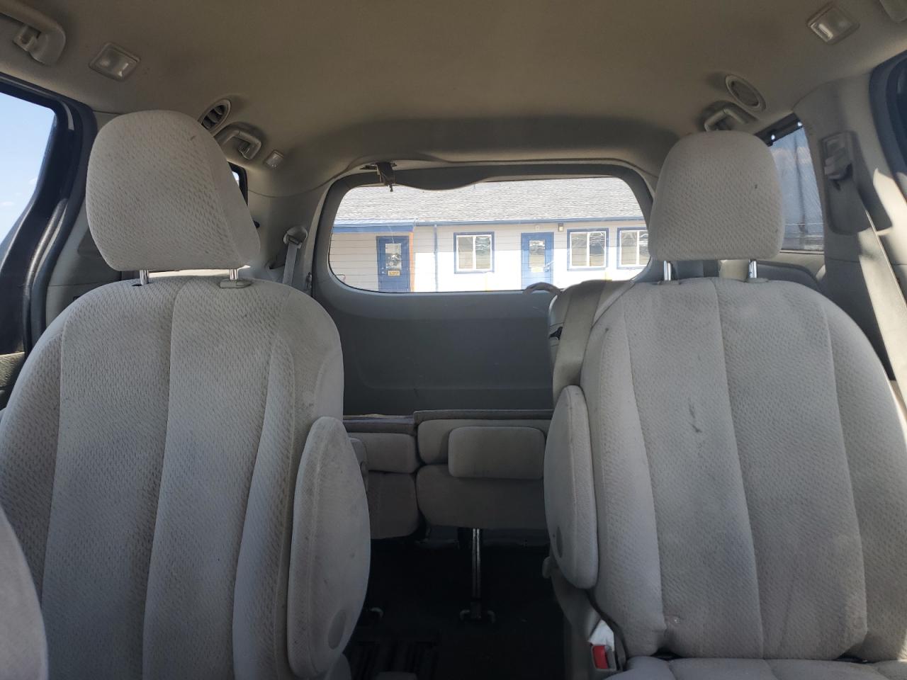 Lot #3216257022 2014 TOYOTA SIENNA LE