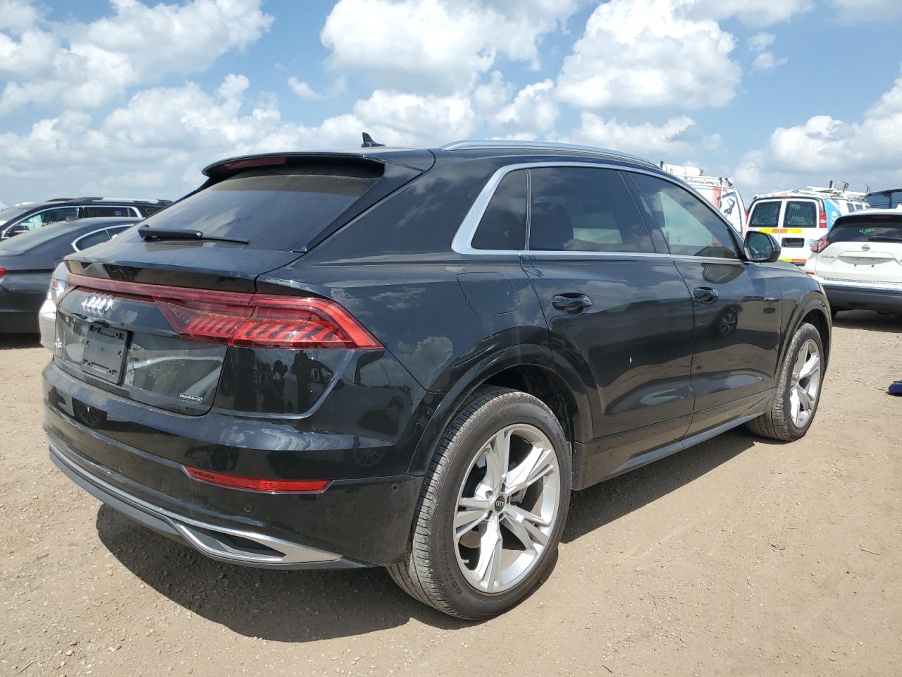 AUDI Q8 PREMIUM