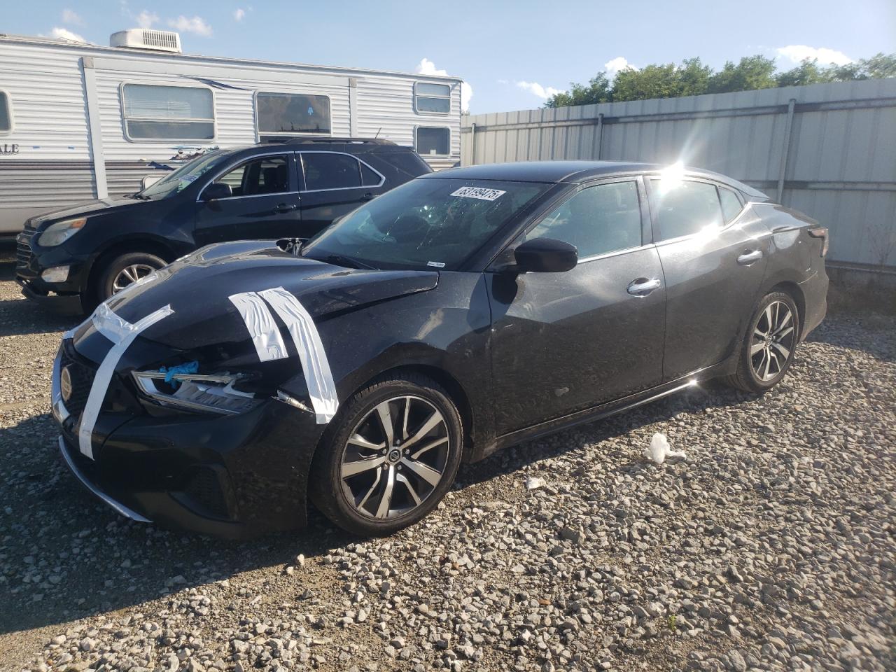 NISSAN MAXIMA S