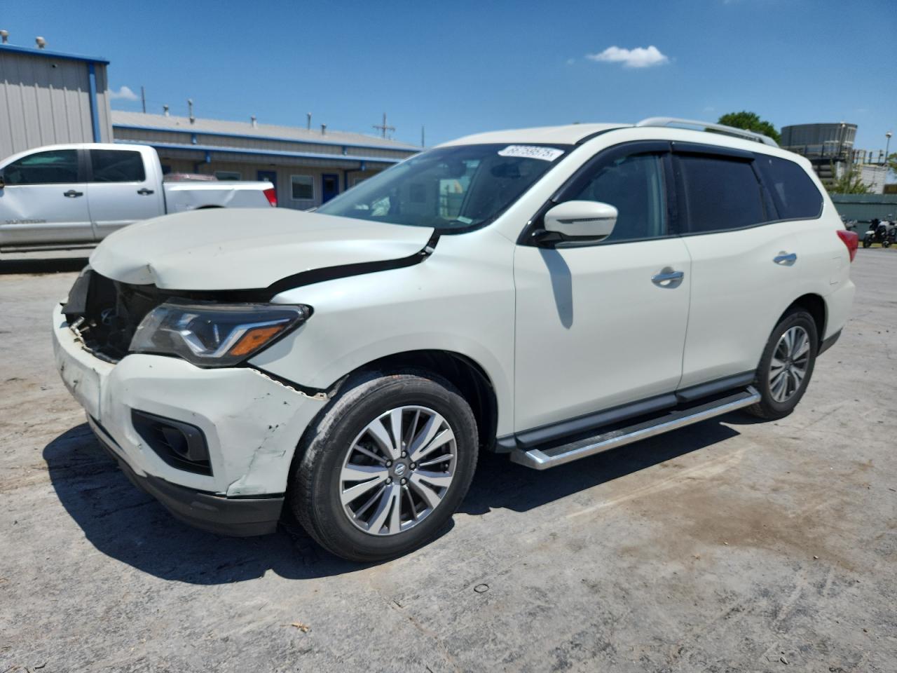 NISSAN PATHFINDER SV