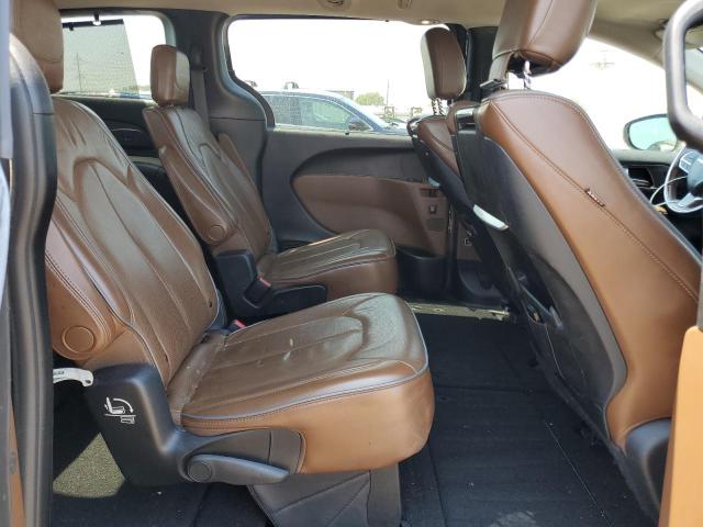 2017 CHRYSLER PACIFICA LIMITED 2C4RC1GGXHR627717