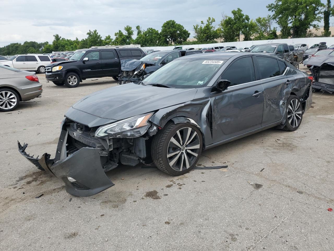 NISSAN ALTIMA SR