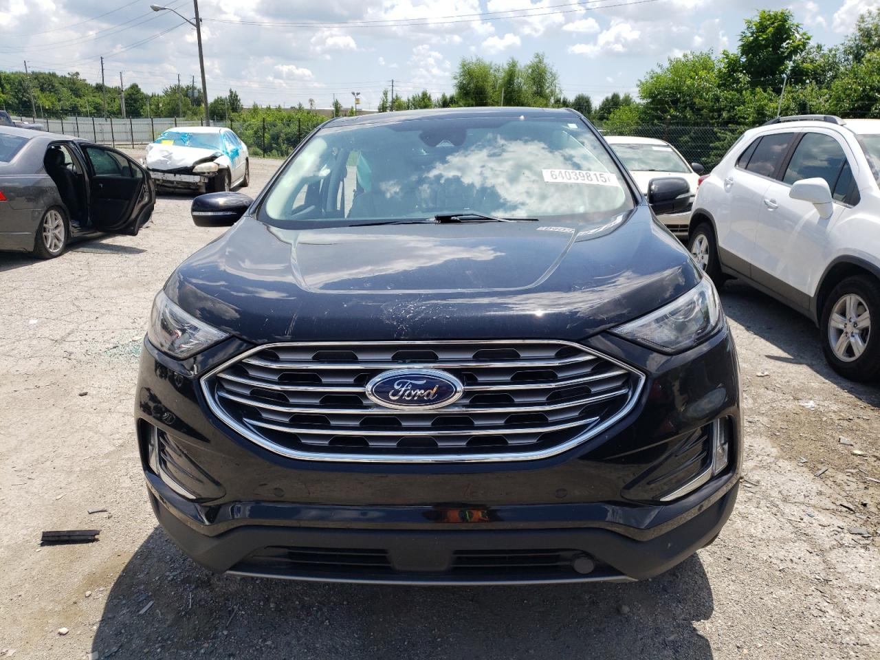 FORD EDGE TITANIUM
