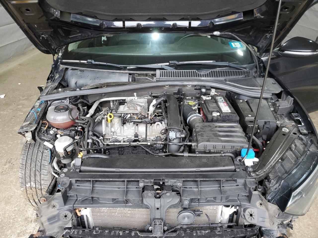 VOLKSWAGEN JETTA SEL PREMIUM