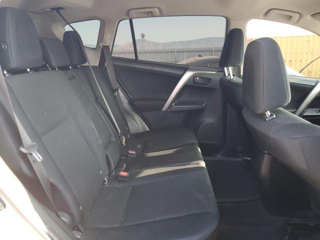 2018 TOYOTA RAV4 LE JTMZFREV3JJ175689