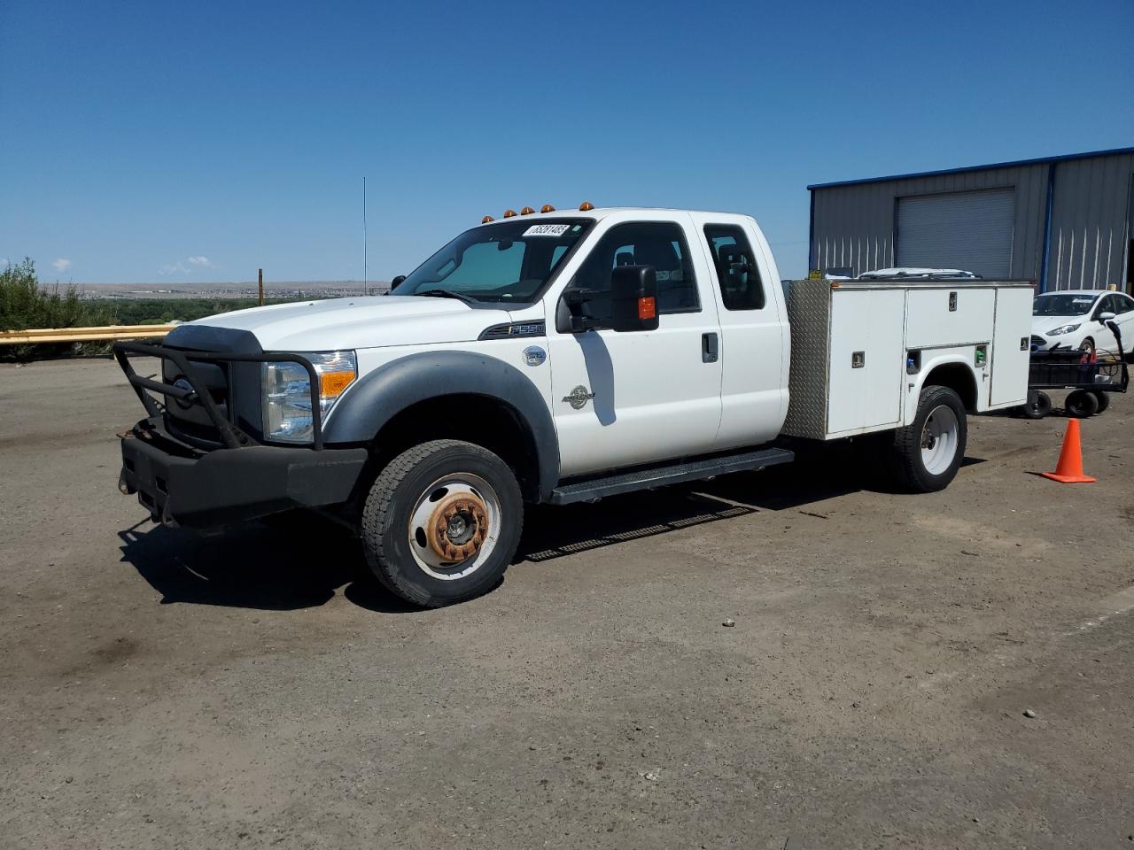 FORD F-550 SUPER DUTY