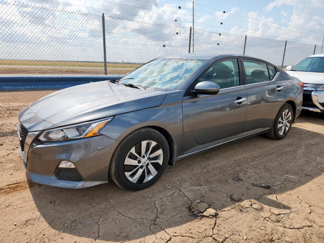 NISSAN ALTIMA S