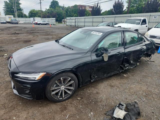 2022 VOLVO S60 B5 MOM - 7JRL12TZ8NG165844