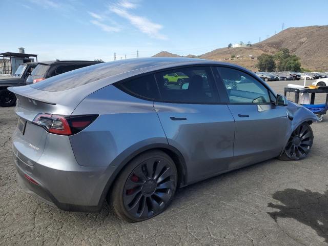 2024 TESLA MODEL Y 7SAYGDEF1RA312703