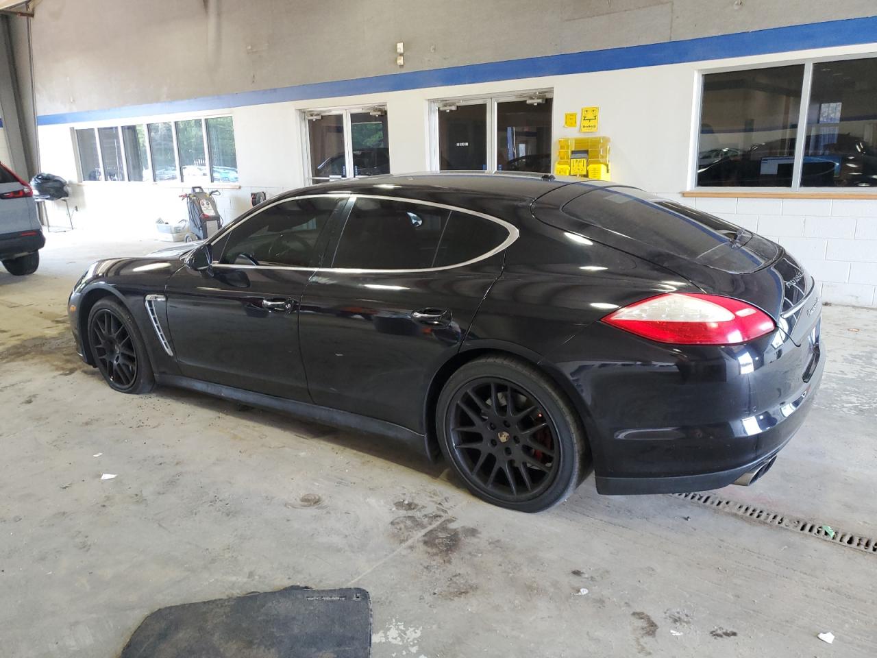 PORSCHE PANAMERA TURBO
