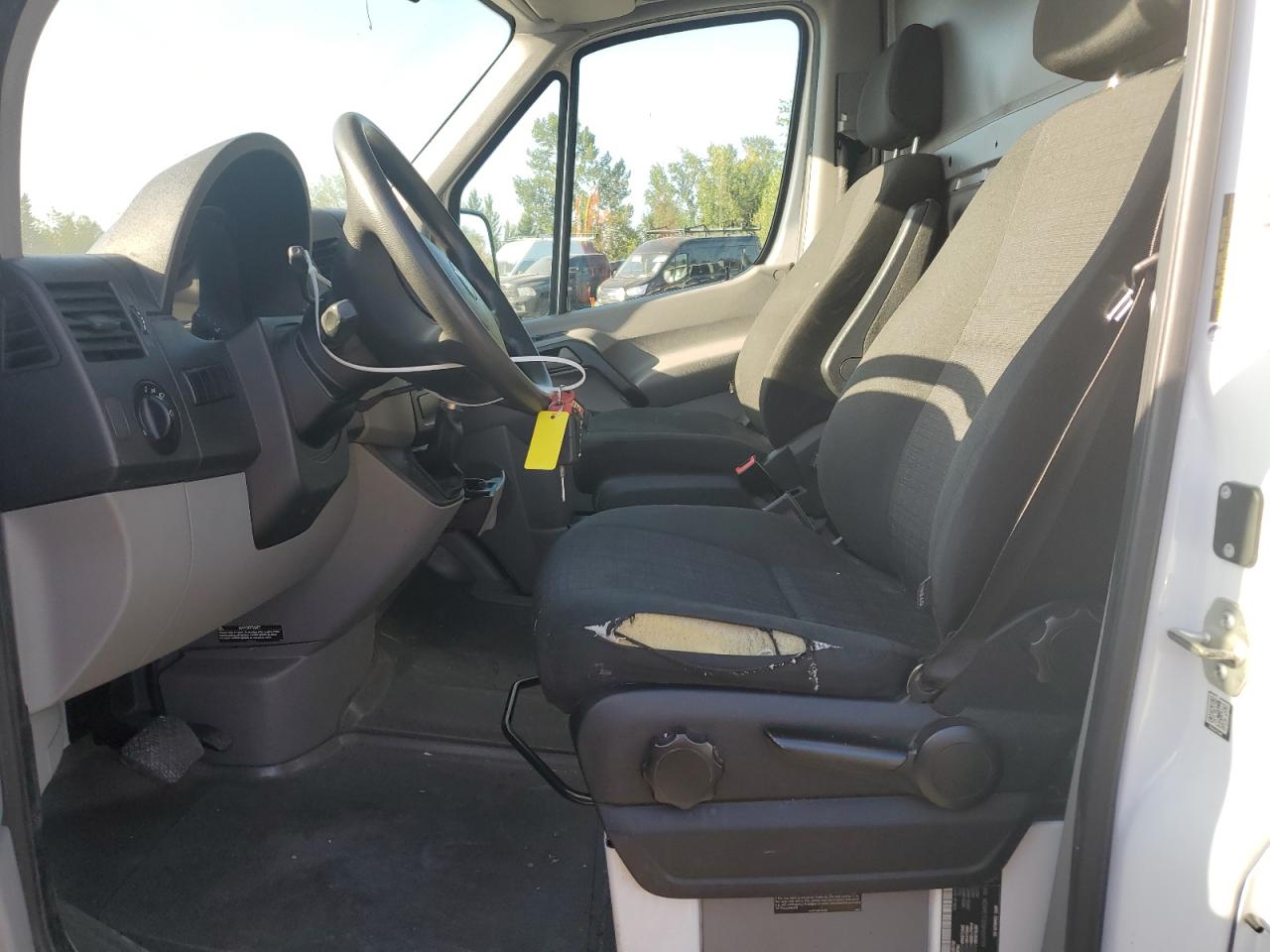 MERCEDES-BENZ SPRINTER 2500