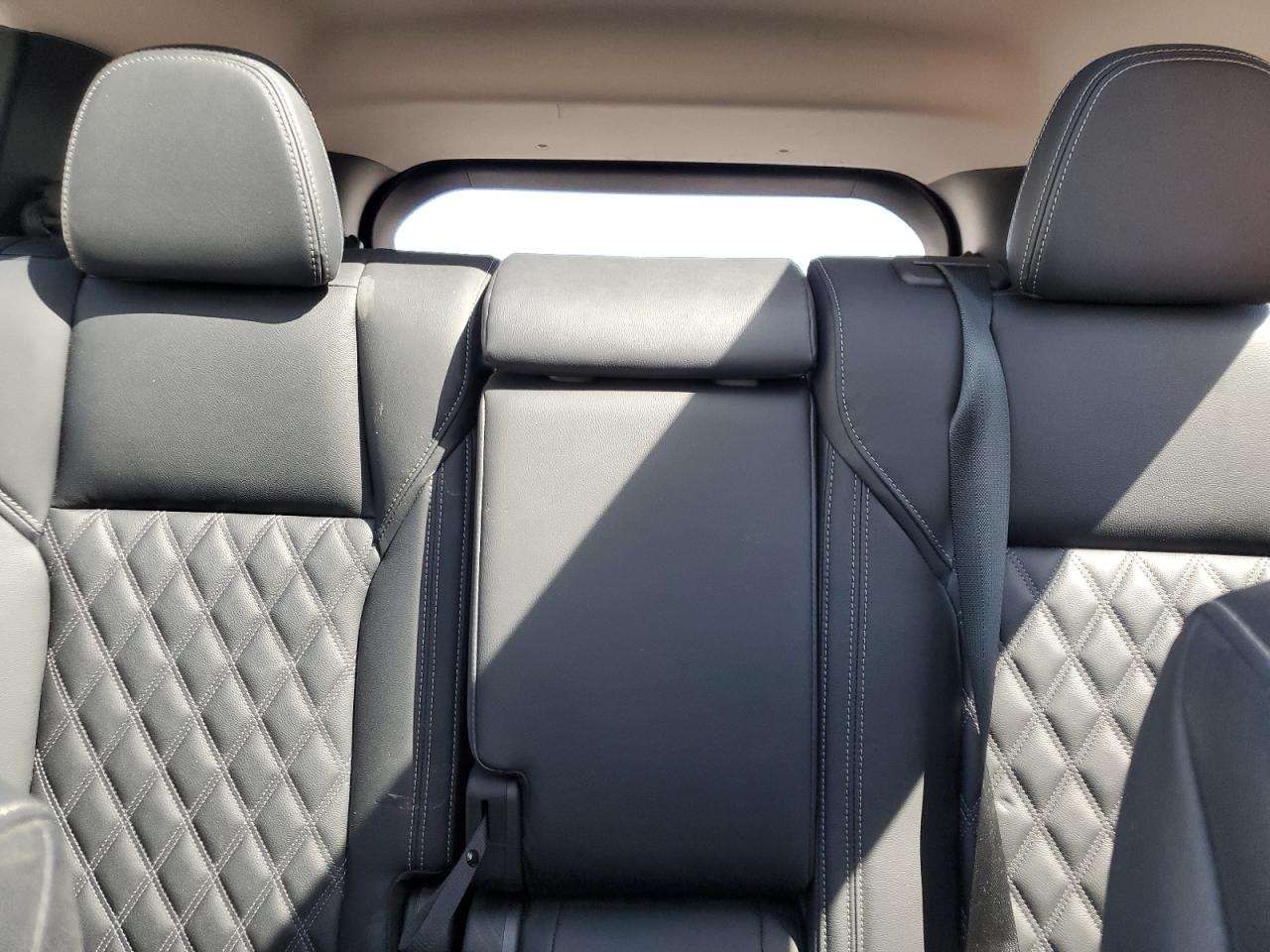 MITSUBISHI OUTLANDER SEL