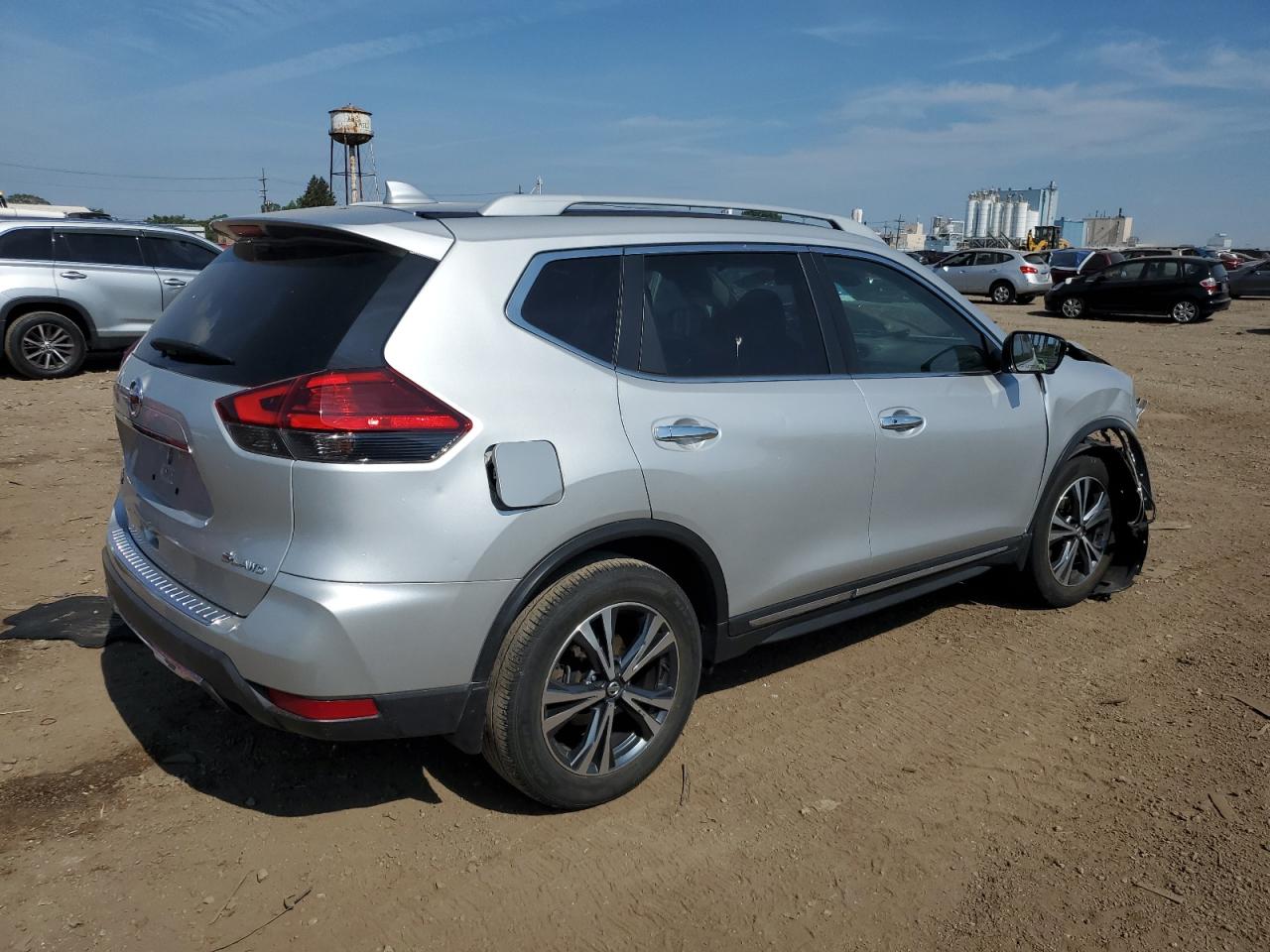 NISSAN ROGUE SV