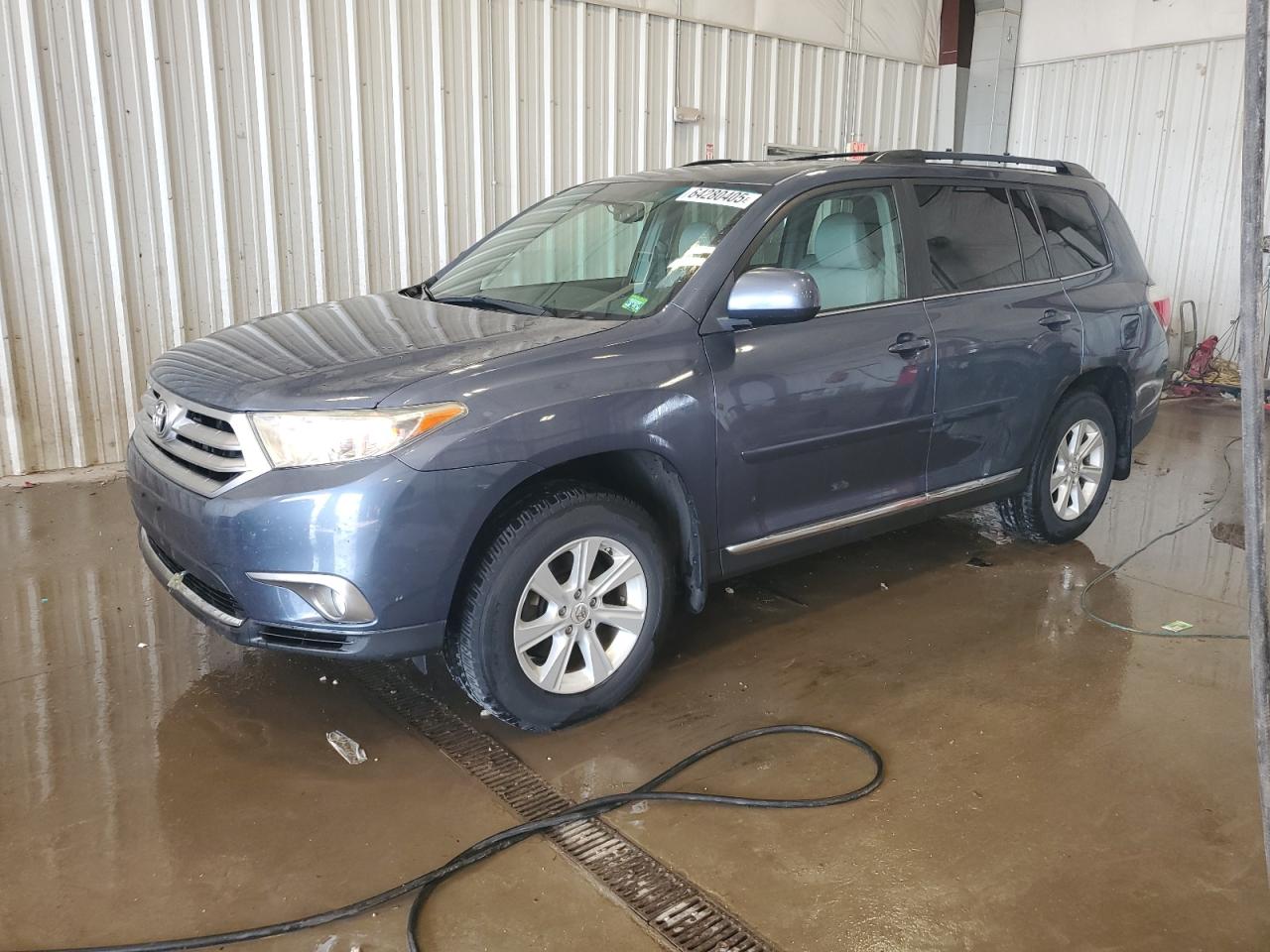 TOYOTA HIGHLANDER BASE
