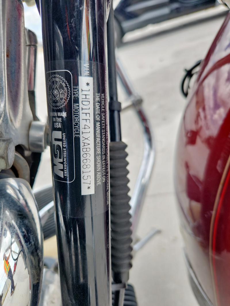 2010 HARLEY-DAVIDSON FLHTC - 1HD1FF41XAB668157