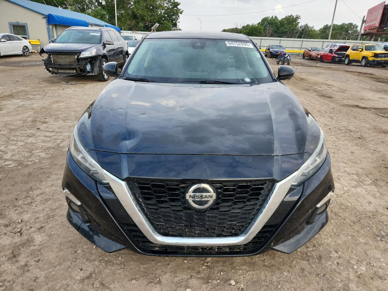 NISSAN ALTIMA PLATINUM