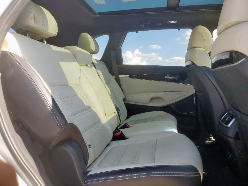 2017 KIA SORENTO SX - 5XYPKDA50HG317342