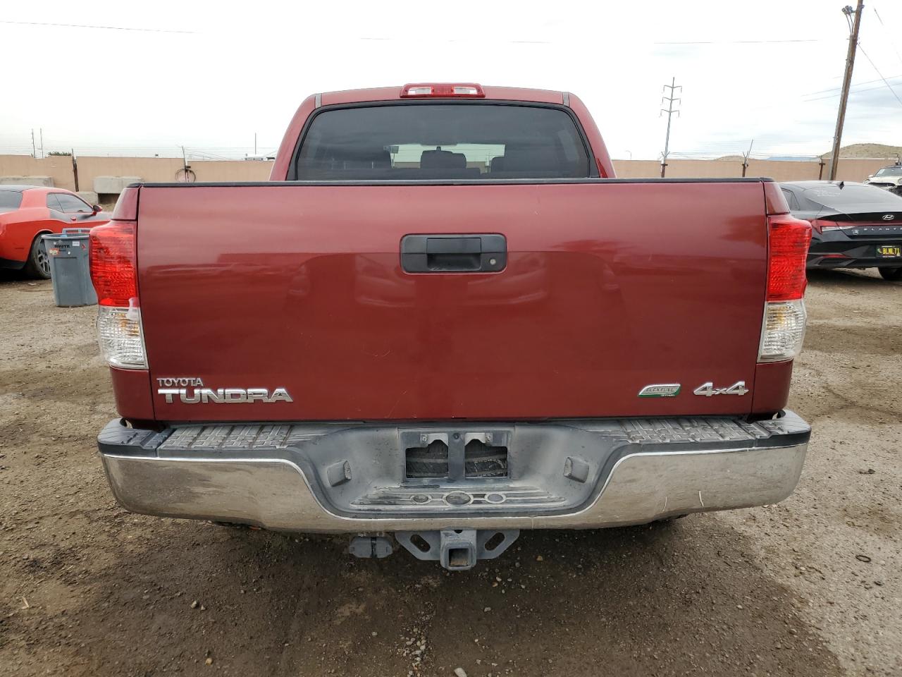 TOYOTA TUNDRA CREWMAX SR5