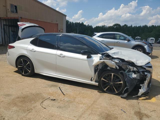 2018 TOYOTA CAMRY XSE - 4T1B61HK2JU133738