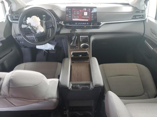 2022 TOYOTA SIENNA LE 5TDBRKEC3NS132929
