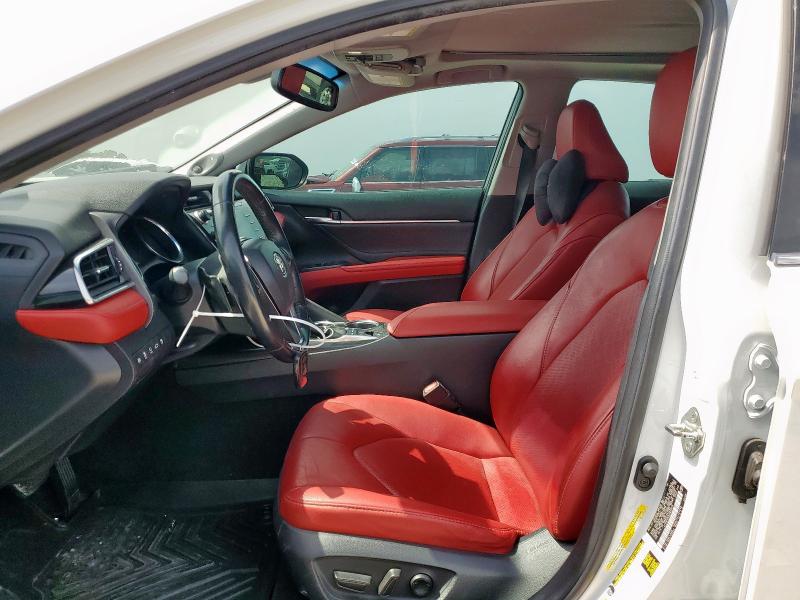 2018 TOYOTA CAMRY XSE 4T1B61HK9JU675676