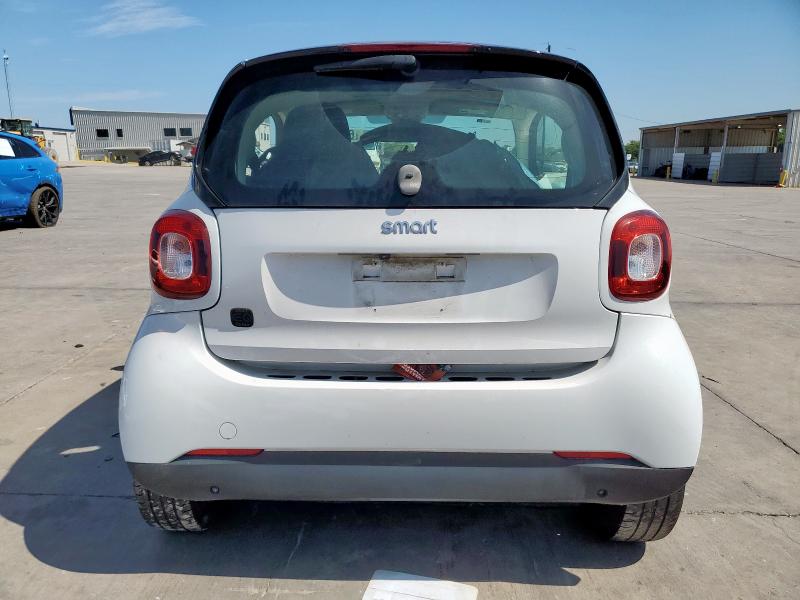2018 SMART FORTWO WMEFJ9BA5JK315692