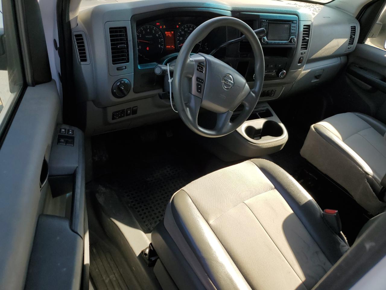 NISSAN NV2500 2500 S