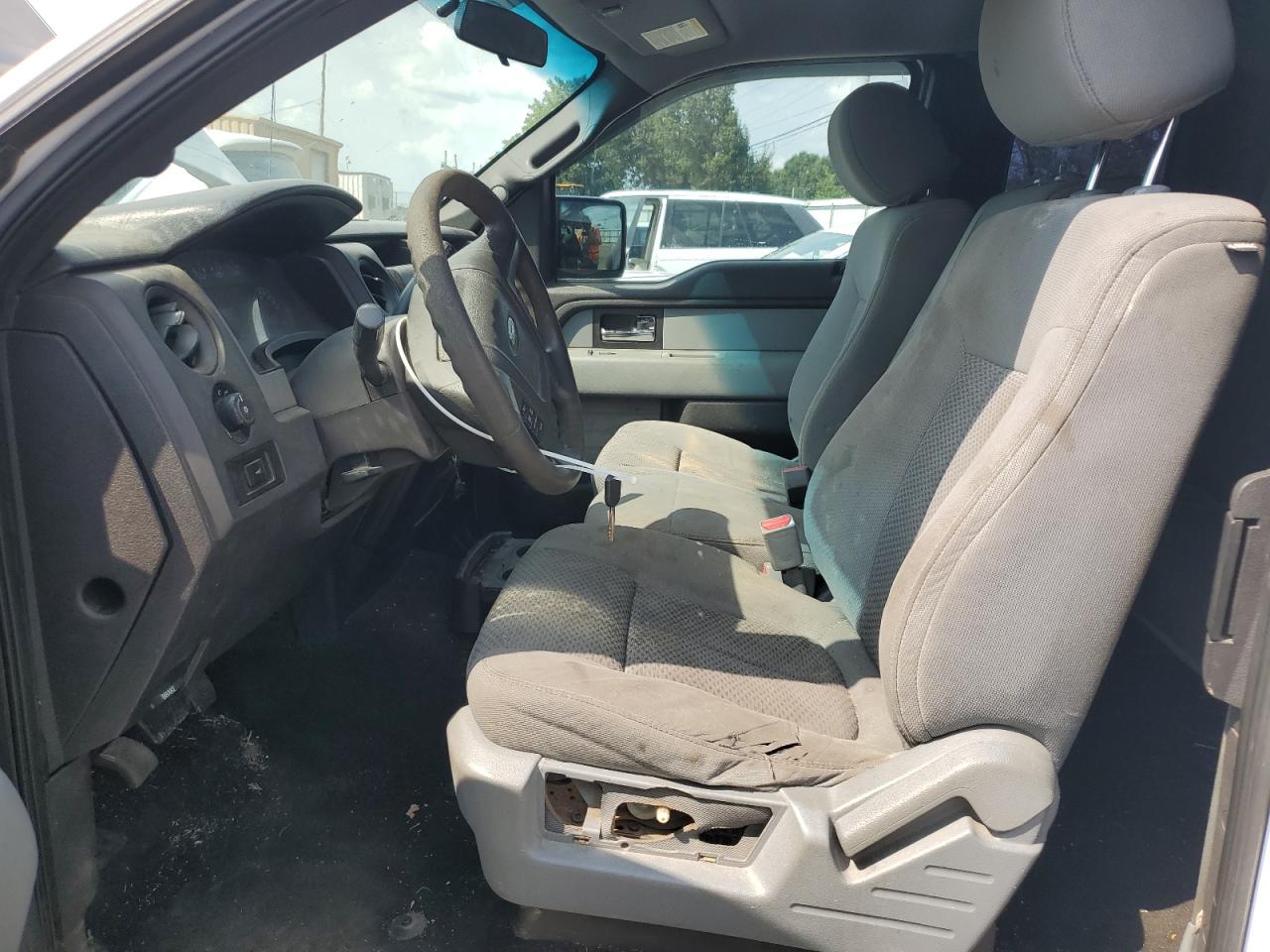 FORD F-150 SUPER CAB