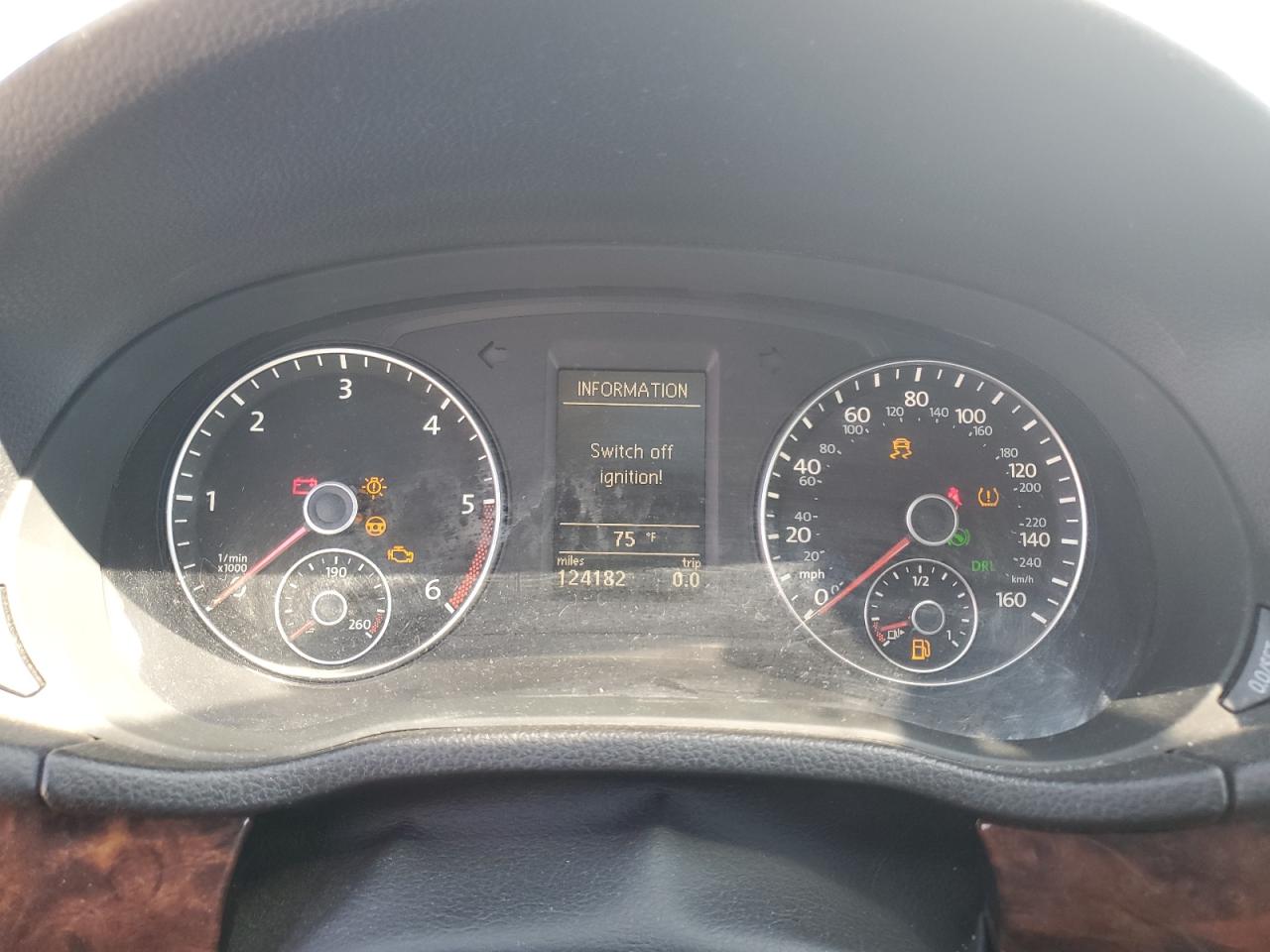 VOLKSWAGEN PASSAT SEL